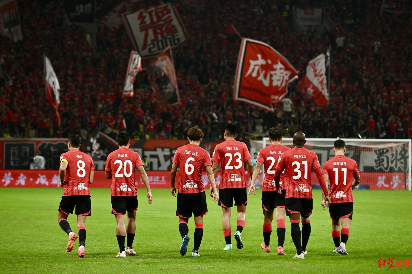 九游体育APP-摩托车赛联赛焦点战：东城迅豹队大胜东城巨龙队，外线火力全开。关键战拿下信心的简单介绍